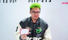 秦文龙,探寻历史脉络，解读文化传承